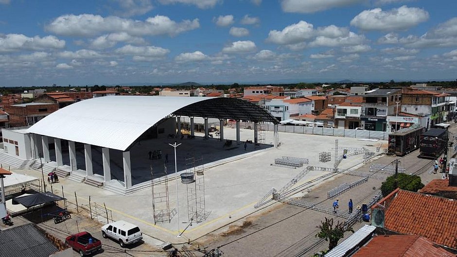 (Mercado municipal em Várzea da Roça inaugurou com investimento de R$ 3,6 milhões, sendo R$ 800 mil do FPM Foto: Divulgação)