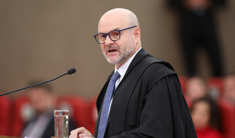 Advogado Tarcísio Vieira de Carvalho durante sessão plenária no Tribunal Superior Eleitoral, em 22 de junho de 2023