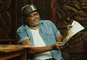Maior nome do reggae baiano, Edson Gomes é um dos entrevistados da podução e fala da importância do Recôncavo na sua disseminação (Divulgação)