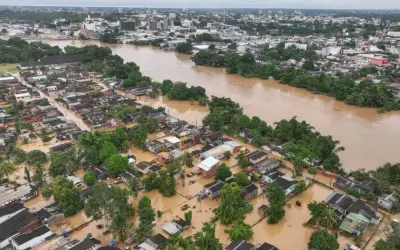 Enchente histórica no Acre afeta 120 mil pessoas e é classificada como o maior desastre ambiental do estado